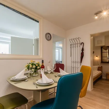 Sirene, App 02 - Direkt Am Binz